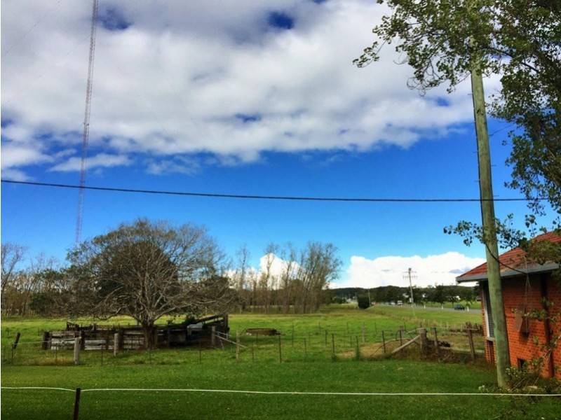 112 Manning River Drive, Taree NSW 2430