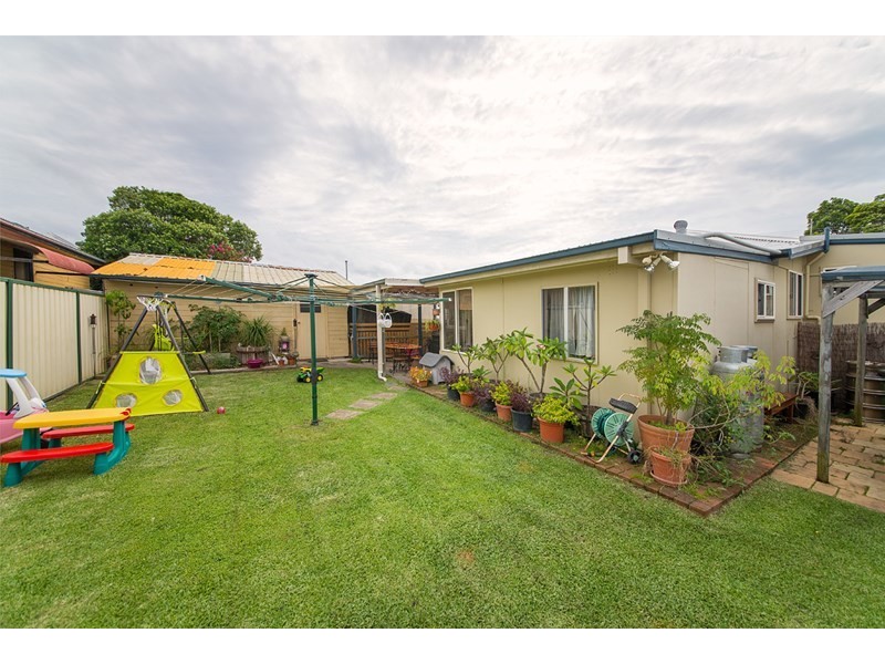 2 York Street, Taree NSW 2430