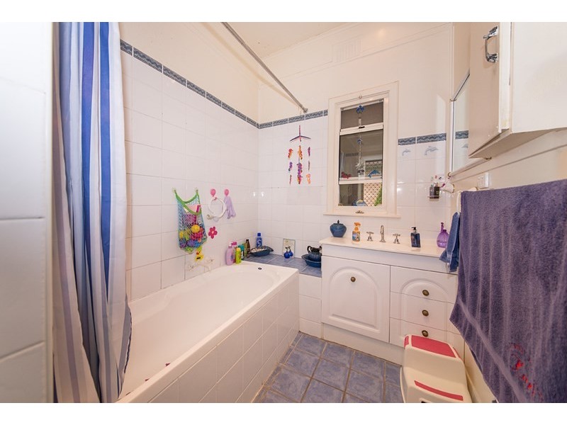 2 York Street, Taree NSW 2430