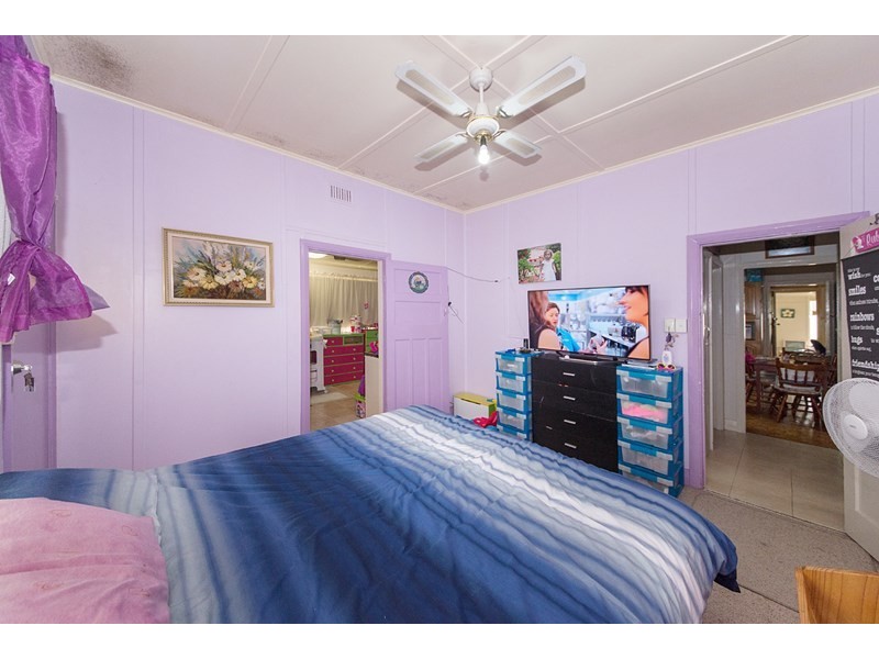 2 York Street, Taree NSW 2430