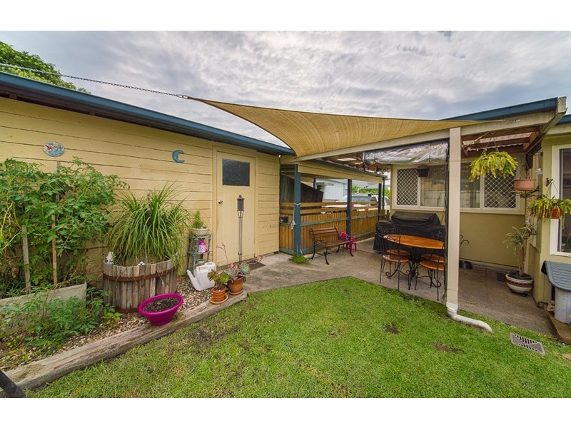 2 York Street, Taree NSW 2430