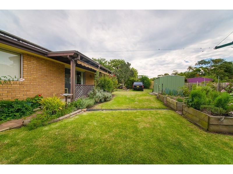 7 Oceanic Place, Old Bar NSW 2430
