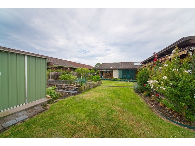 7 Oceanic Place, Old Bar NSW 2430