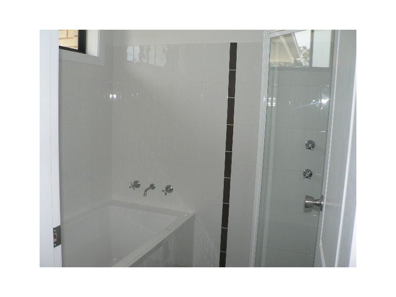 1/10 Melaleuca Parade, Taree NSW 2430