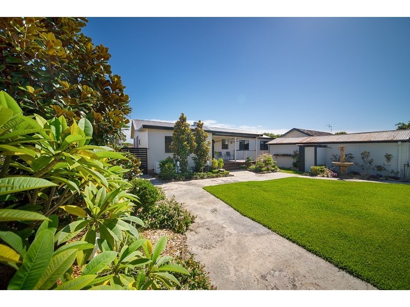 8 Lyndhurst Street, Taree NSW 2430