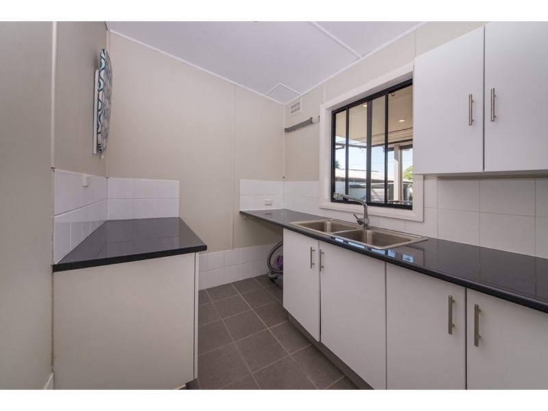 8 Lyndhurst Street, Taree NSW 2430