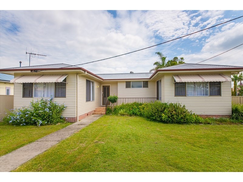 95 Cowper Street, Taree NSW 2430