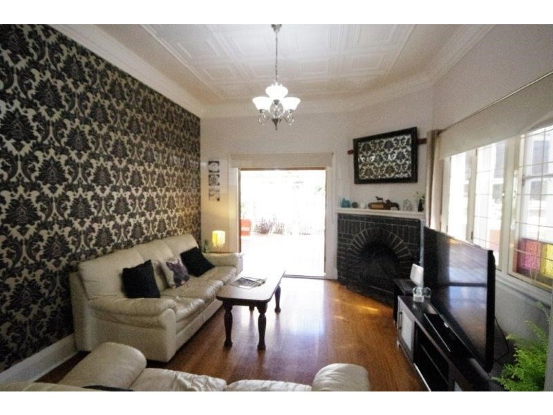 42 Flett Street, Taree NSW 2430