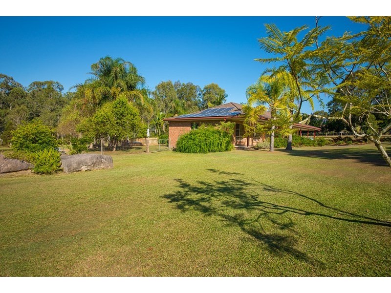 8 Kristanne Close, Taree NSW 2430