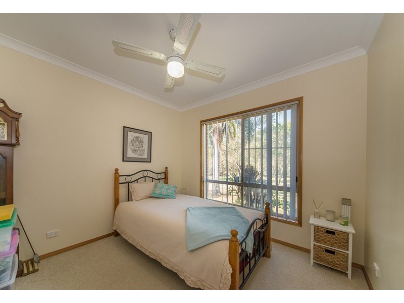 8 Kristanne Close, Taree NSW 2430