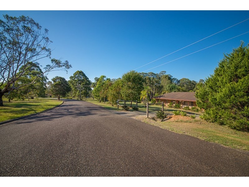 8 Kristanne Close, Taree NSW 2430