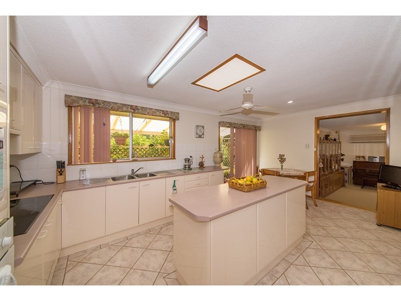 9 Tata Place, Tinonee NSW 2430