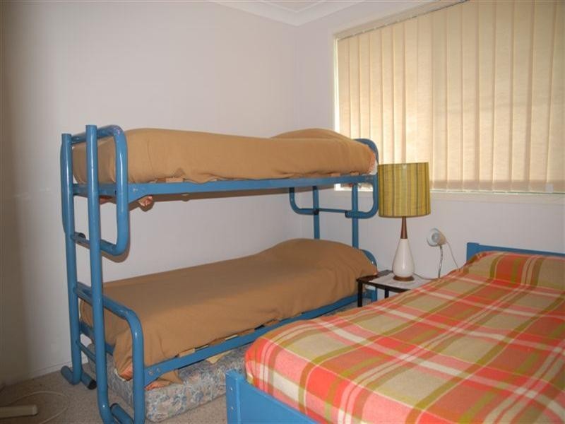 4/26 Old Bar Road, Old Bar NSW 2430