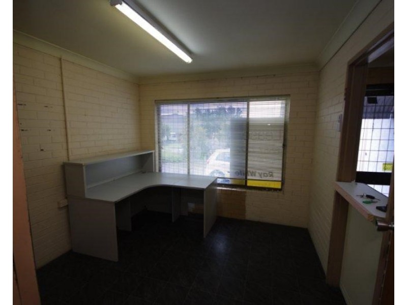 15 Elizabeth Avenue, Taree NSW 2430