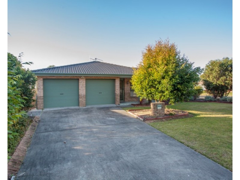21 Burrawong Crescent, Taree NSW 2430