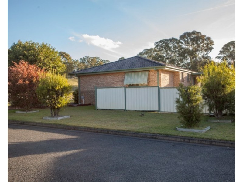 21 Burrawong Crescent, Taree NSW 2430
