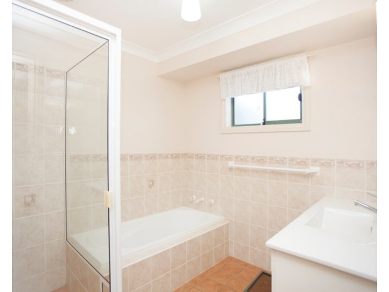 21 Burrawong Crescent, Taree NSW 2430