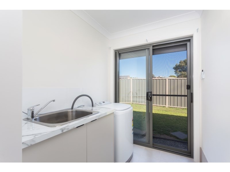 21 Melaleuca Place, Taree NSW 2430