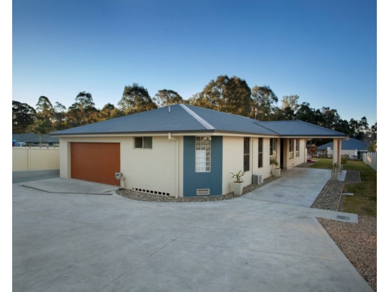 75 Peveril Street, Tinonee NSW 2430