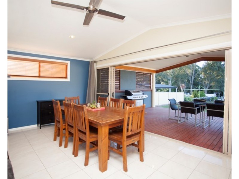75 Peveril Street, Tinonee NSW 2430