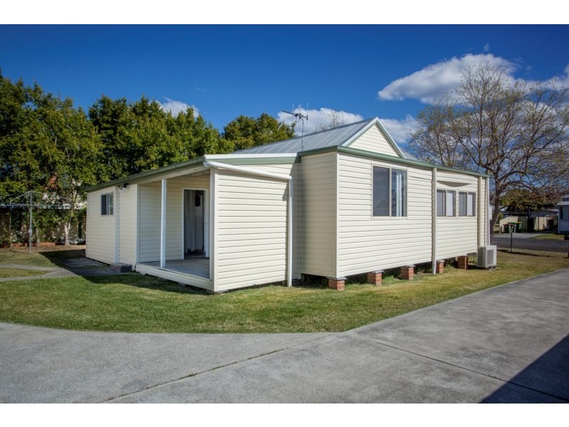 5 Frances Street, Taree NSW 2430