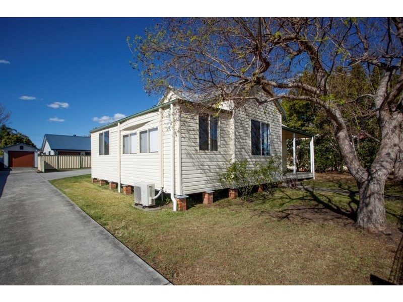 5 Frances Street, Taree NSW 2430