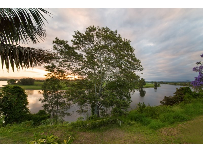 8 Cowan Road, Taree NSW 2430