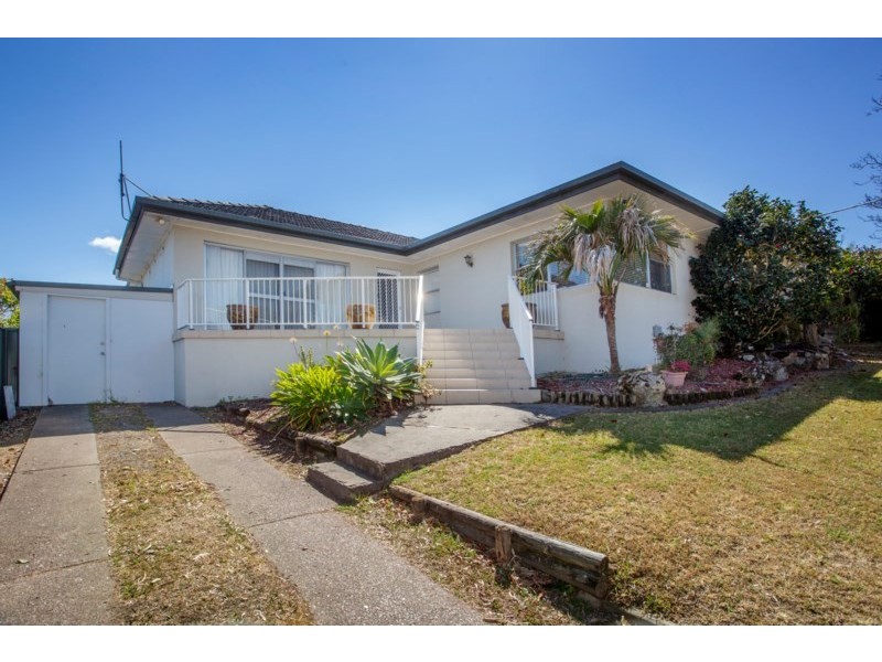 8 Cowan Road, Taree NSW 2430