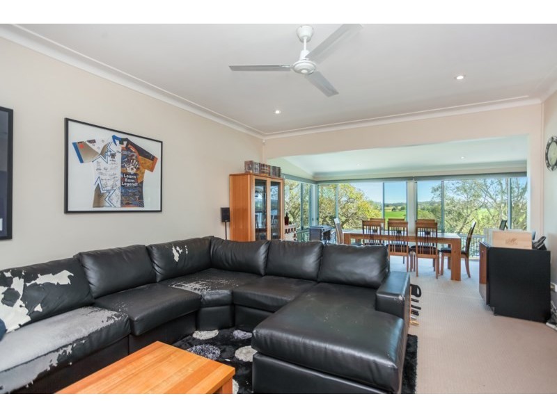 8 Cowan Road, Taree NSW 2430