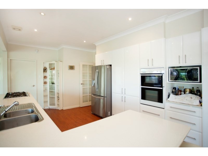 8 Cowan Road, Taree NSW 2430