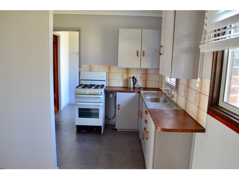 7 Valerie Street, Taree NSW 2430