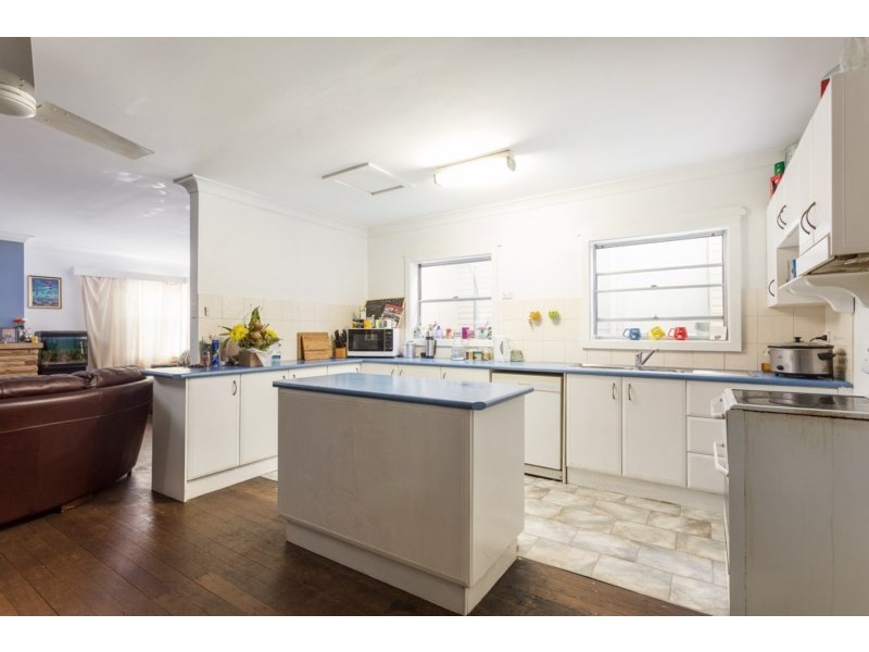 68 Queen Street North, Wingham NSW 2429