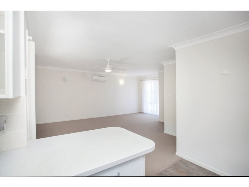 2/35 Tristania Crescent, Taree NSW 2430