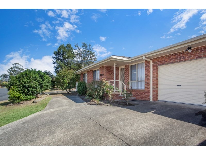 2/35 Tristania Crescent, Taree NSW 2430
