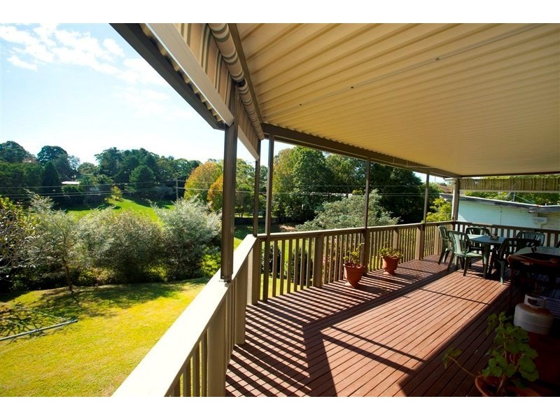 27 Bayview Crescent, Taree NSW 2430