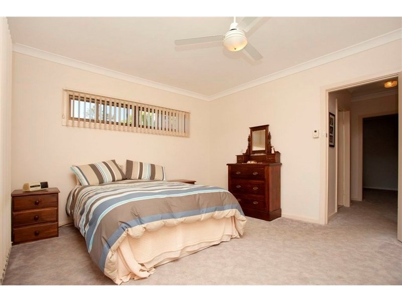 27 Bayview Crescent, Taree NSW 2430