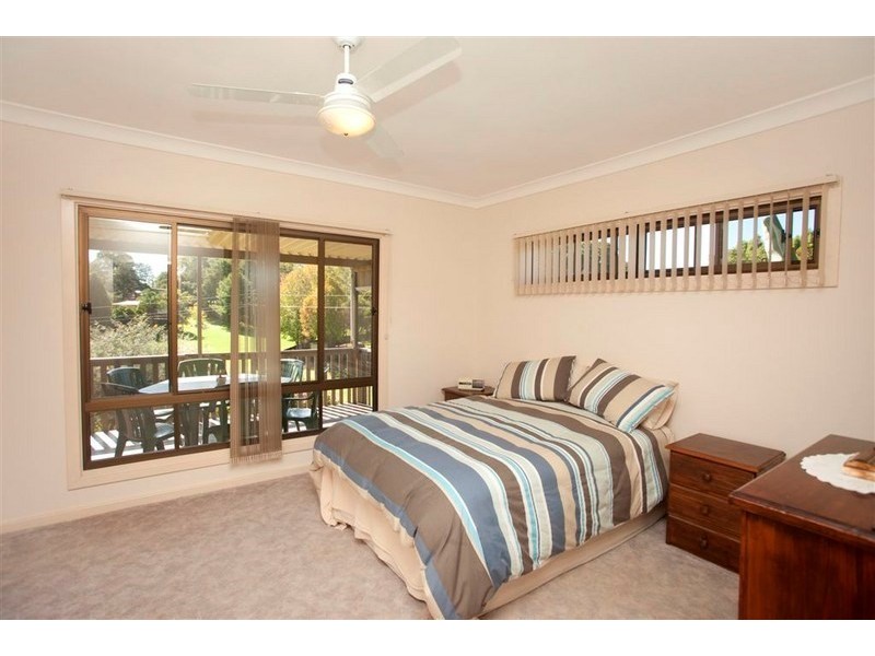 27 Bayview Crescent, Taree NSW 2430