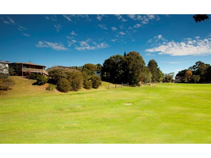 27 Bayview Crescent, Taree NSW 2430