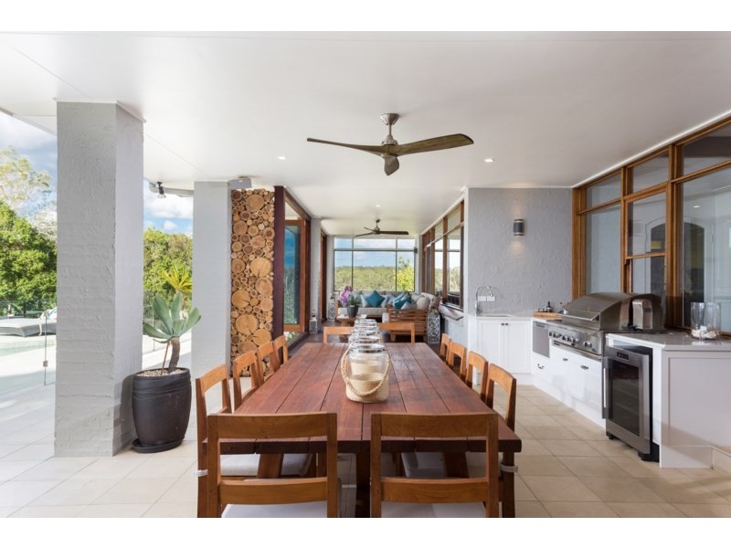 8 Doakes Lane, Tinonee NSW 2430