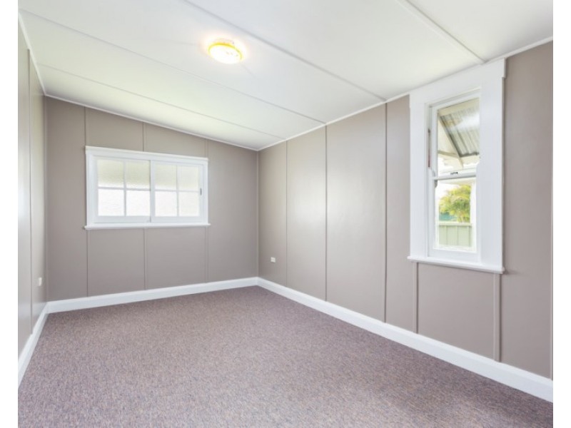 37 Stevenson Street, Taree NSW 2430