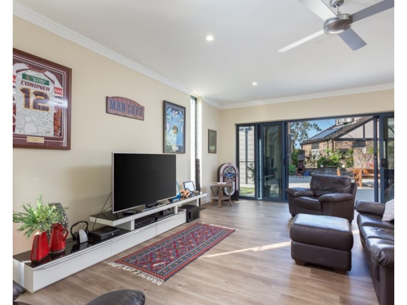 82 Manning River Drive, Taree NSW 2430