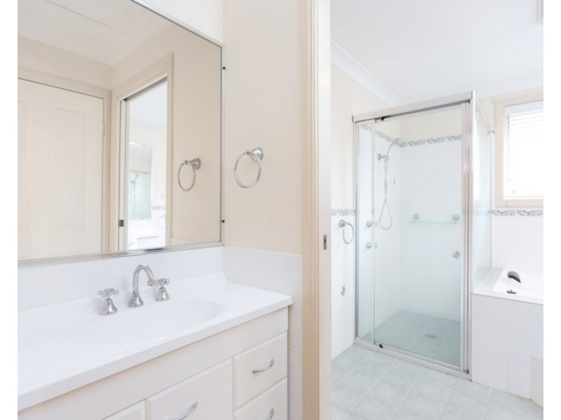 32 Talawong Drive, Taree NSW 2430