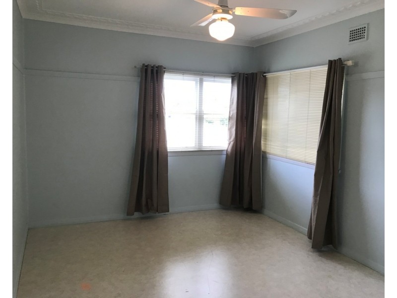 12 Milligan Street, Taree NSW 2430