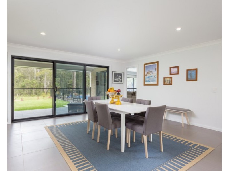 2 Treeview Drive, Rainbow Flat NSW 2430