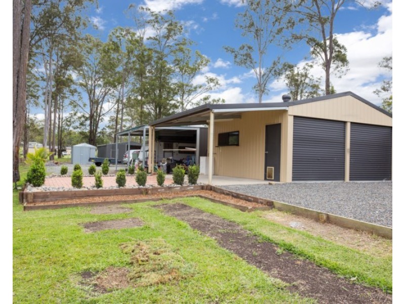 2 Treeview Drive, Rainbow Flat NSW 2430