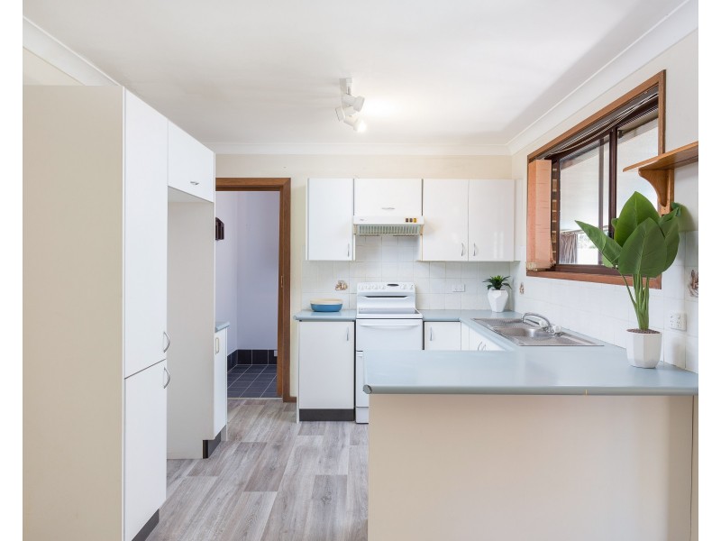 13 Drury Close, Old Bar NSW 2430