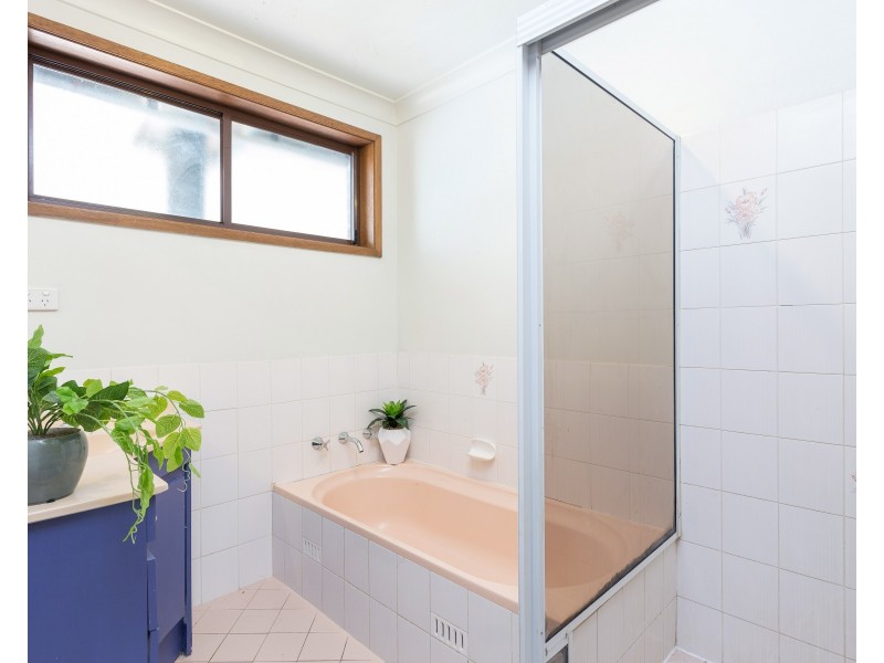 13 Drury Close, Old Bar NSW 2430