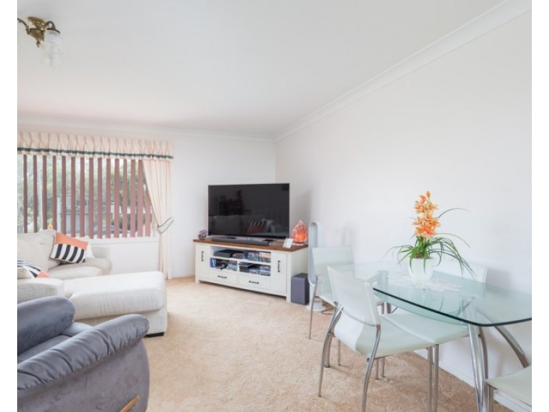 2/22 Old Bar Road, Old Bar NSW 2430