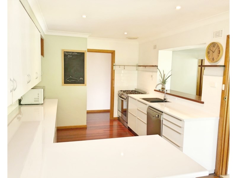 8 Wingham Road, Taree NSW 2430