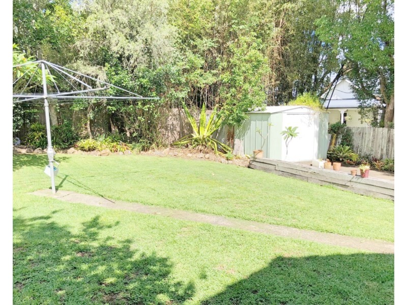 8 Wingham Road, Taree NSW 2430